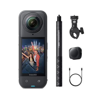 Insta360 X5 Essentials Bundle 360°-Kamera 8K – 2x 1/1.28" Sensor, FlowState, 15m wasserdicht, Black