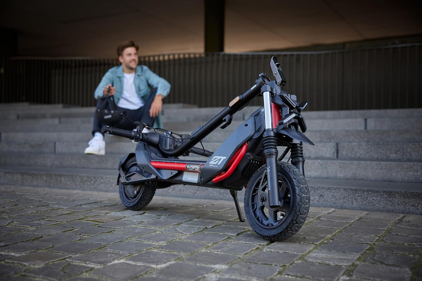 Segway-Ninebot ZT3 Pro D E-Scooter, Up to 70 km Range, 11 Zoll Off-Road Tyres, Full Suspension, Flash Charge, Apple Find My, Foldable, Black