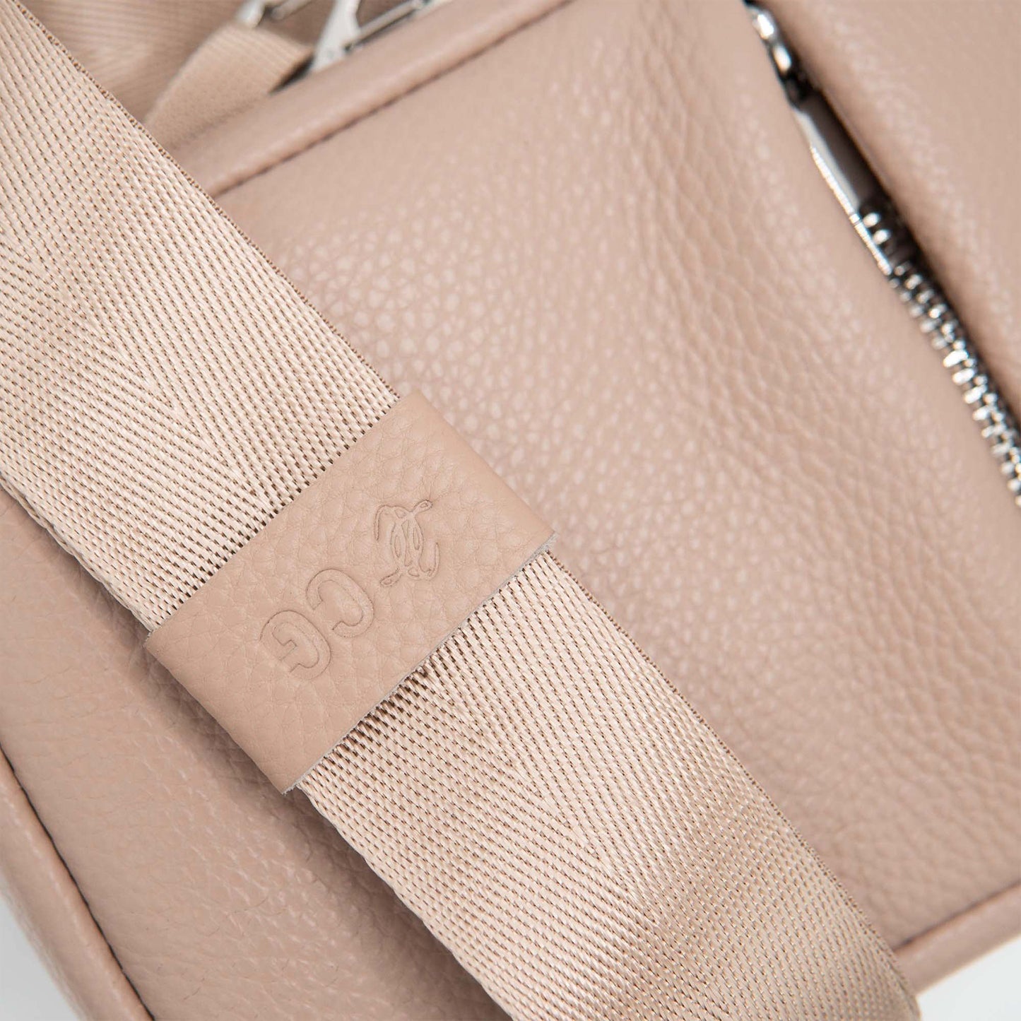 Travel Sling Bag | Leather