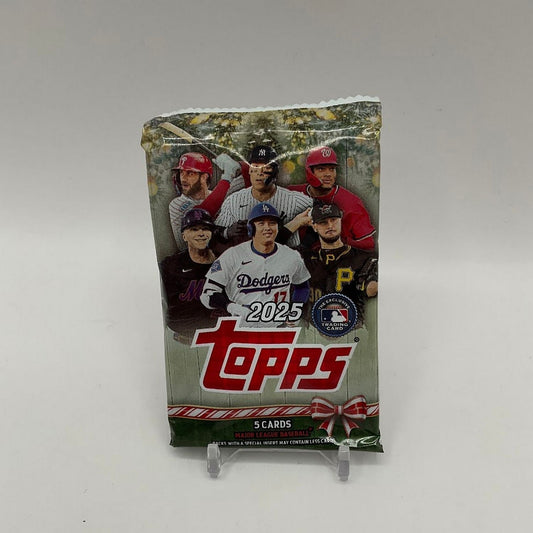 2025 Topps Baseball Holiday Advent Calendar Pack