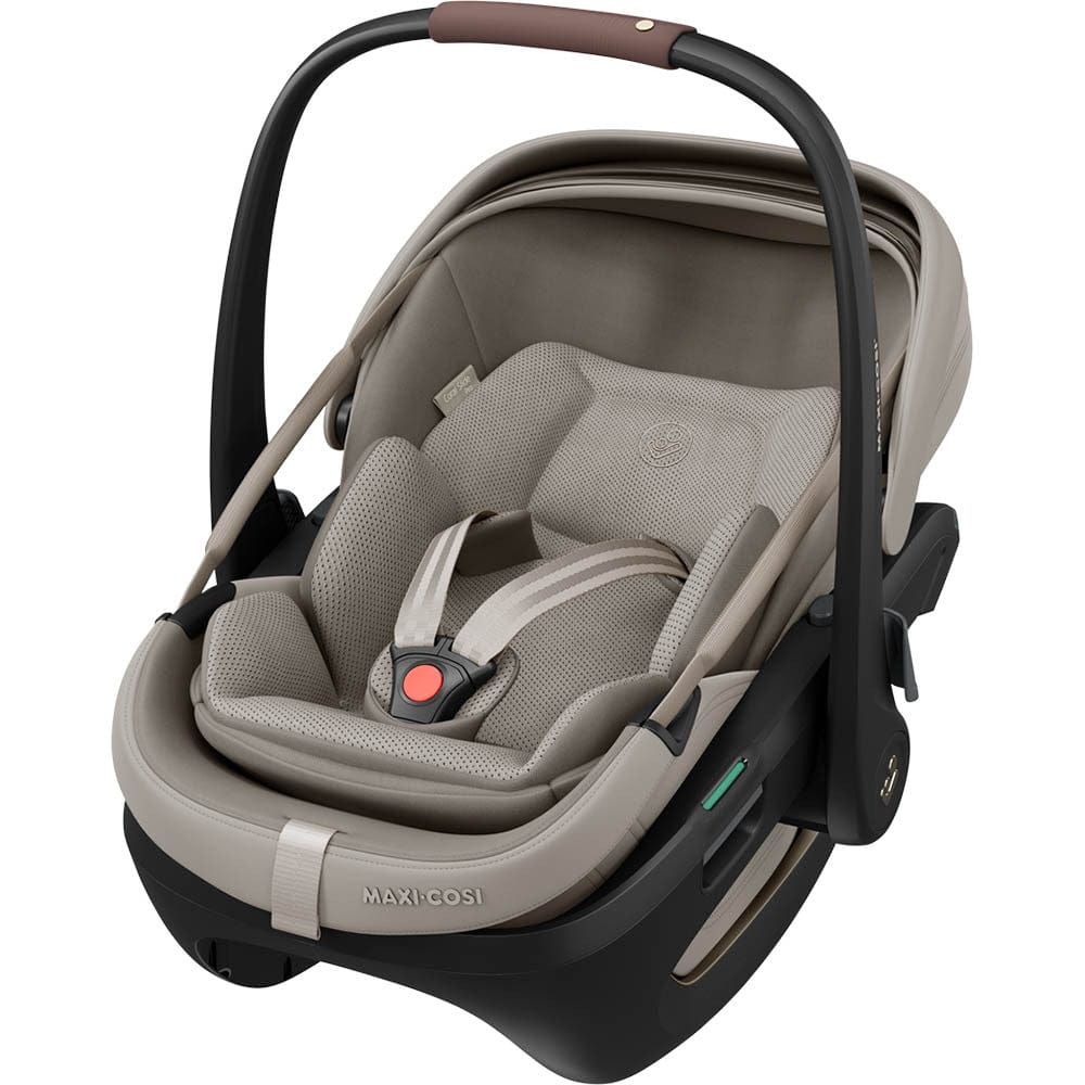 Maxi Cosi Fame (10 Piece) Ultimate Family Travel System - Sapphire Sand