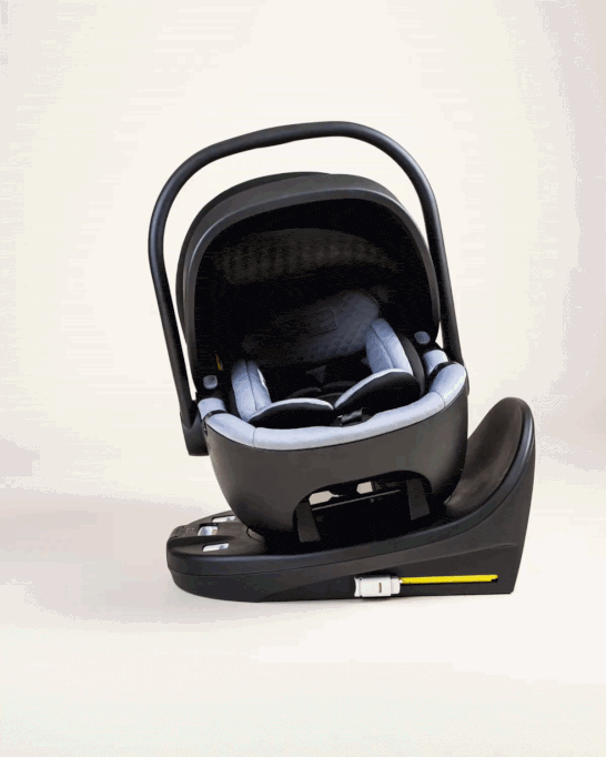 Mountain Buggy Nest i-Size Car Seat with Base - Black