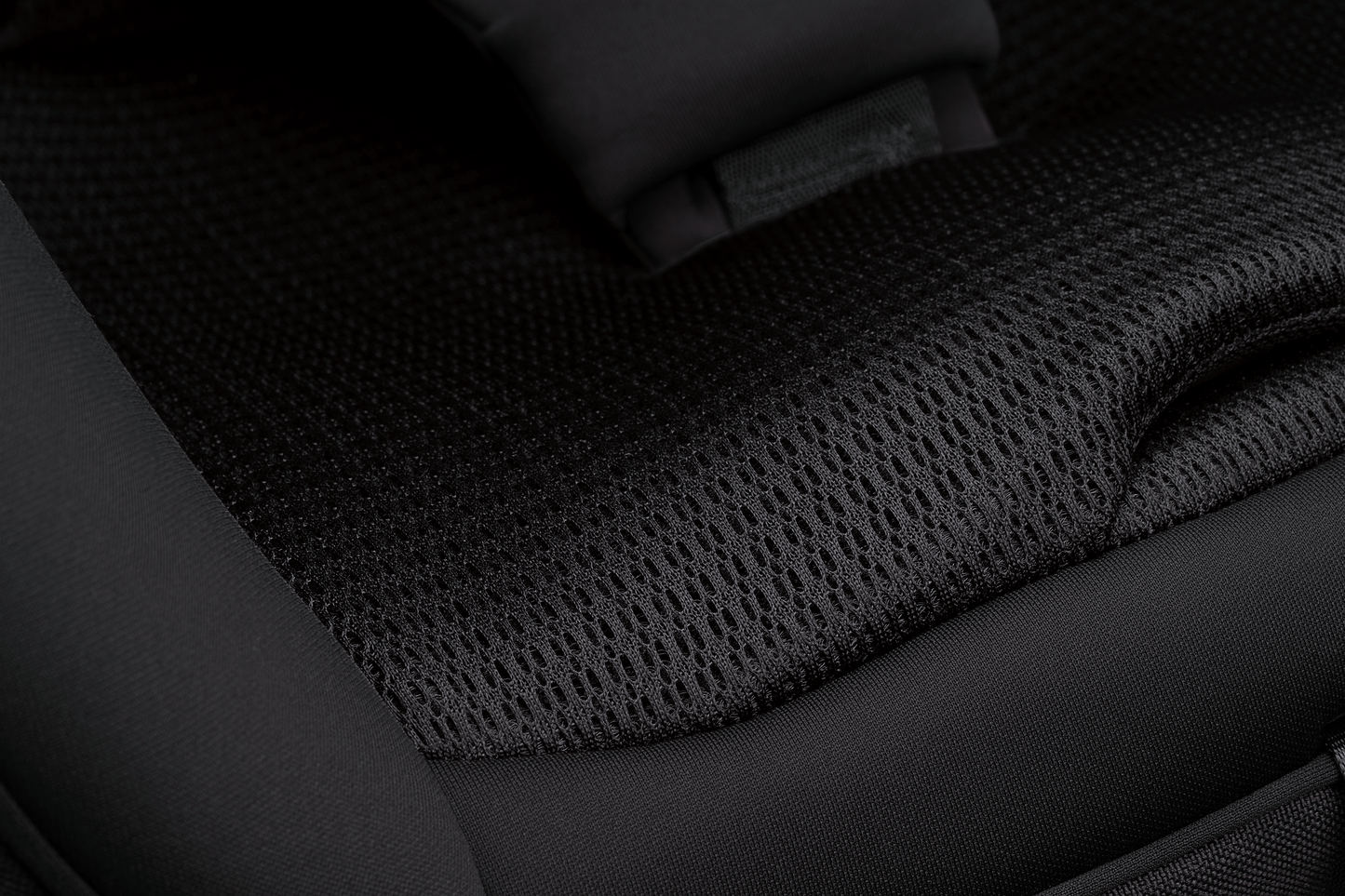 Nuna RELX Wind Car Seat - Caviar
