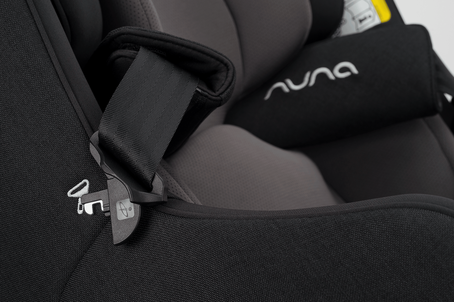 Nuna RELX Wind Car Seat - Caviar