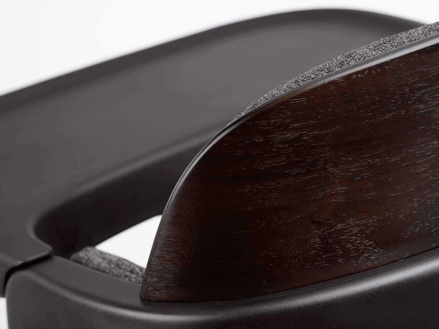 Nuna BRYN Highchair - Metro