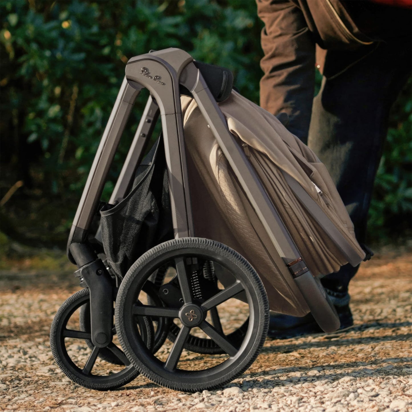 Silver Cross Cove 2 Ultimate 360 Travel System - Champagne