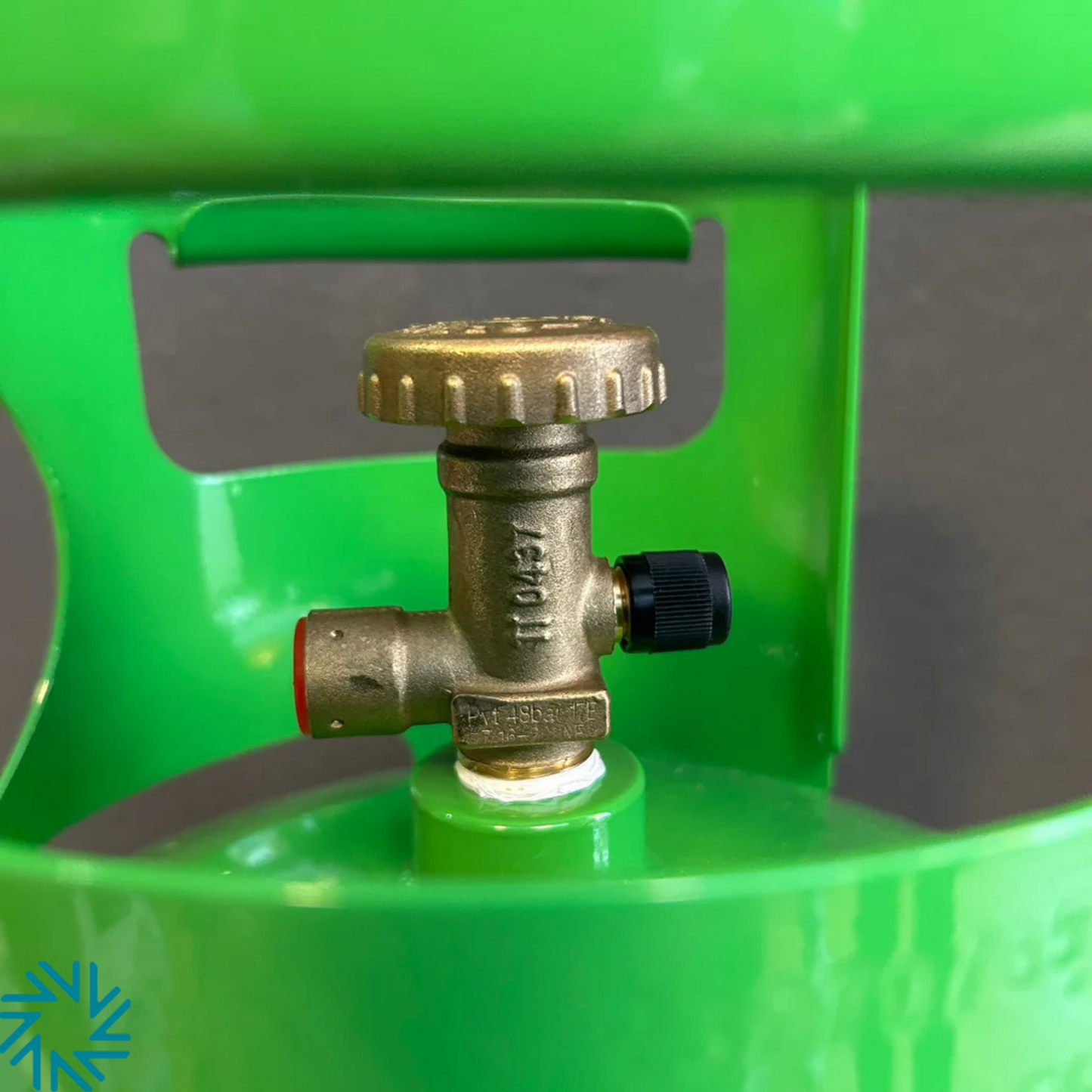 R290 Refrigerant Gas Refrigerant – 5 kg, Refillable Cylinder, 1/4 Connection